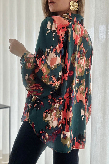 Effortlessly Elegant Top with a Timeless Design