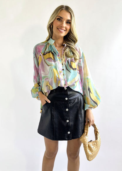 Beautifully Finished Blouse in a Timeless Design