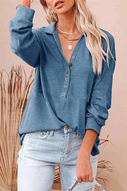 Effortlessly Elegant Shirt with a Timeless Design