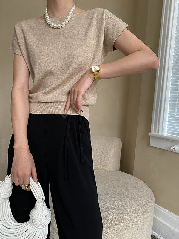 A Vintage Style Pullover with Delicate Timeless Details