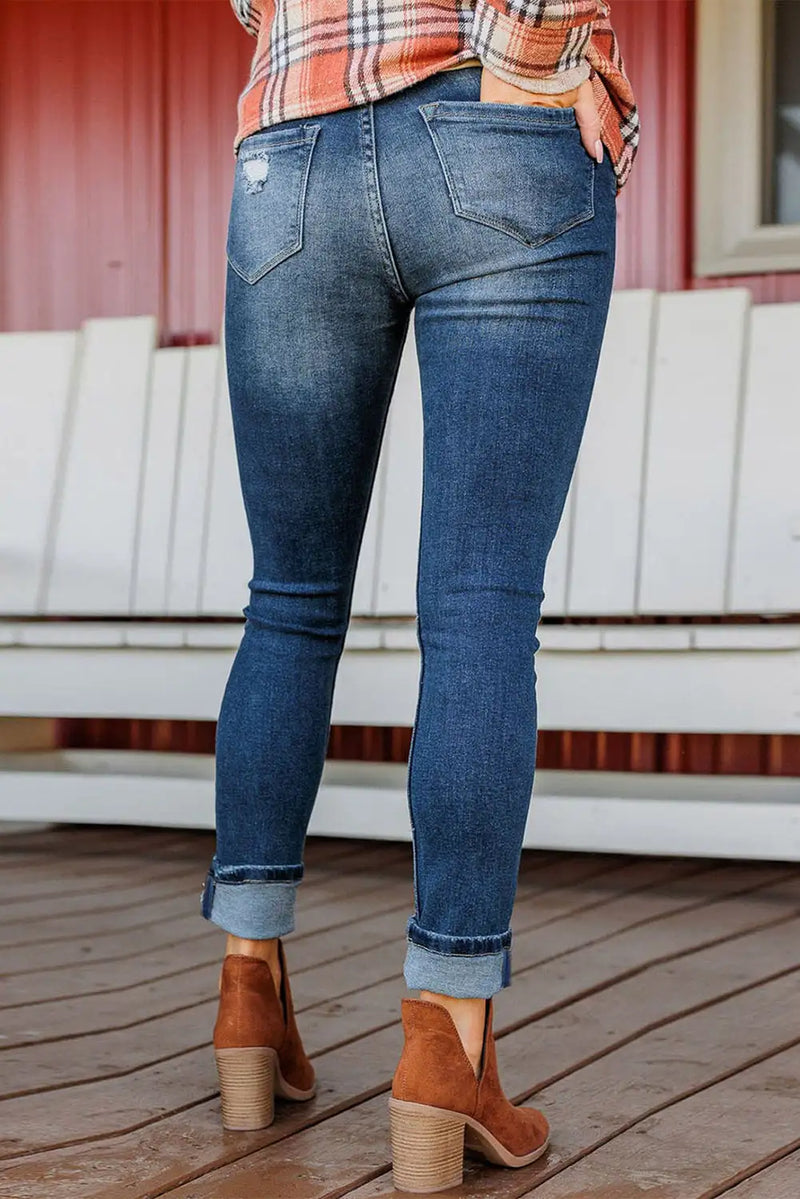 Effortlessly Elegant Garment with a Timeless Design