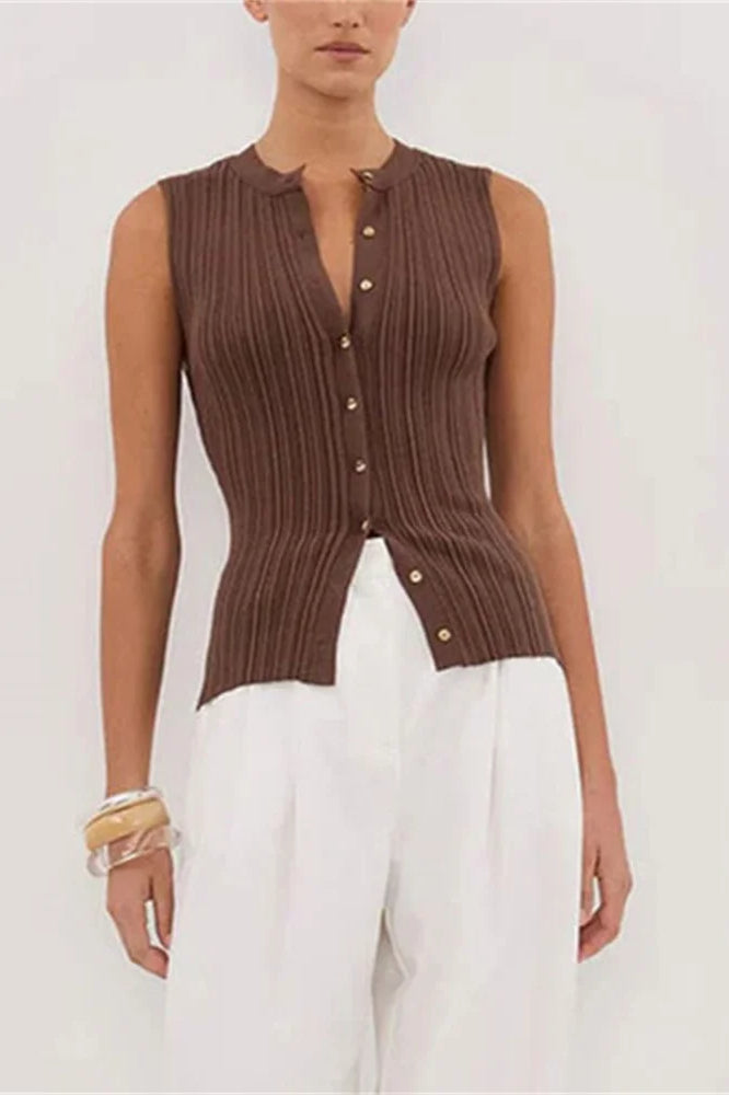 Beautifully Crafted Cardigan in a Classic Style