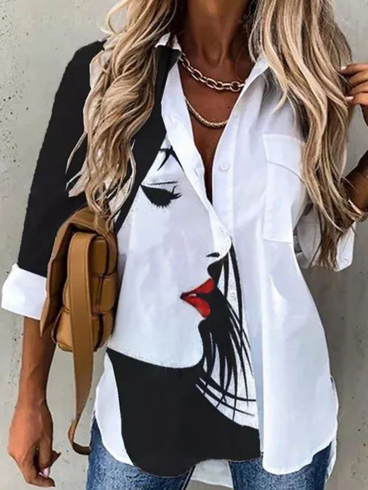 Beautifully Finished Shirt in a Timeless Design