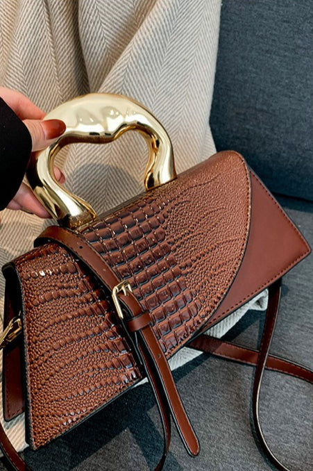 Sophisticated Bag with a Clean Classic Look