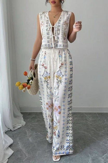 Well Tailored Pants with a Graceful Silhouette