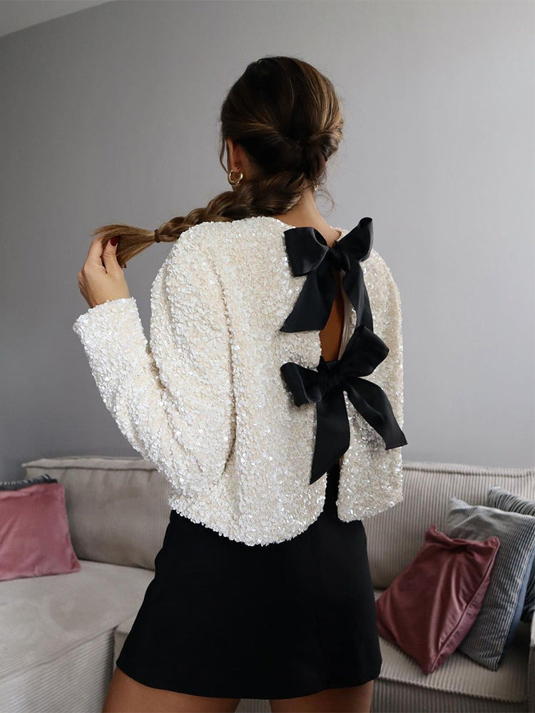 Beautifully Finished Top in a Timeless Design