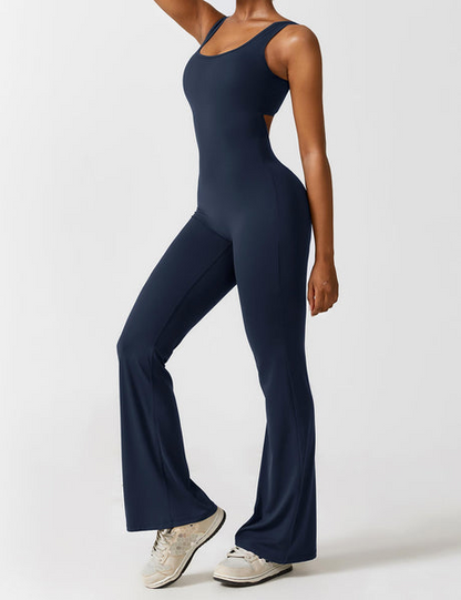Sophisticated Garment with a Clean Classic Look