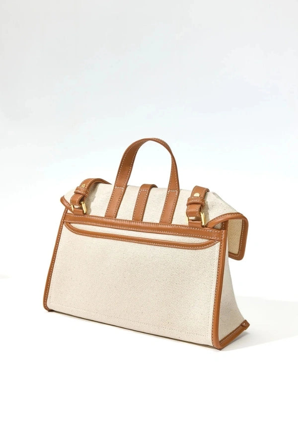 Effortlessly Elegant Bag with a Timeless Design
