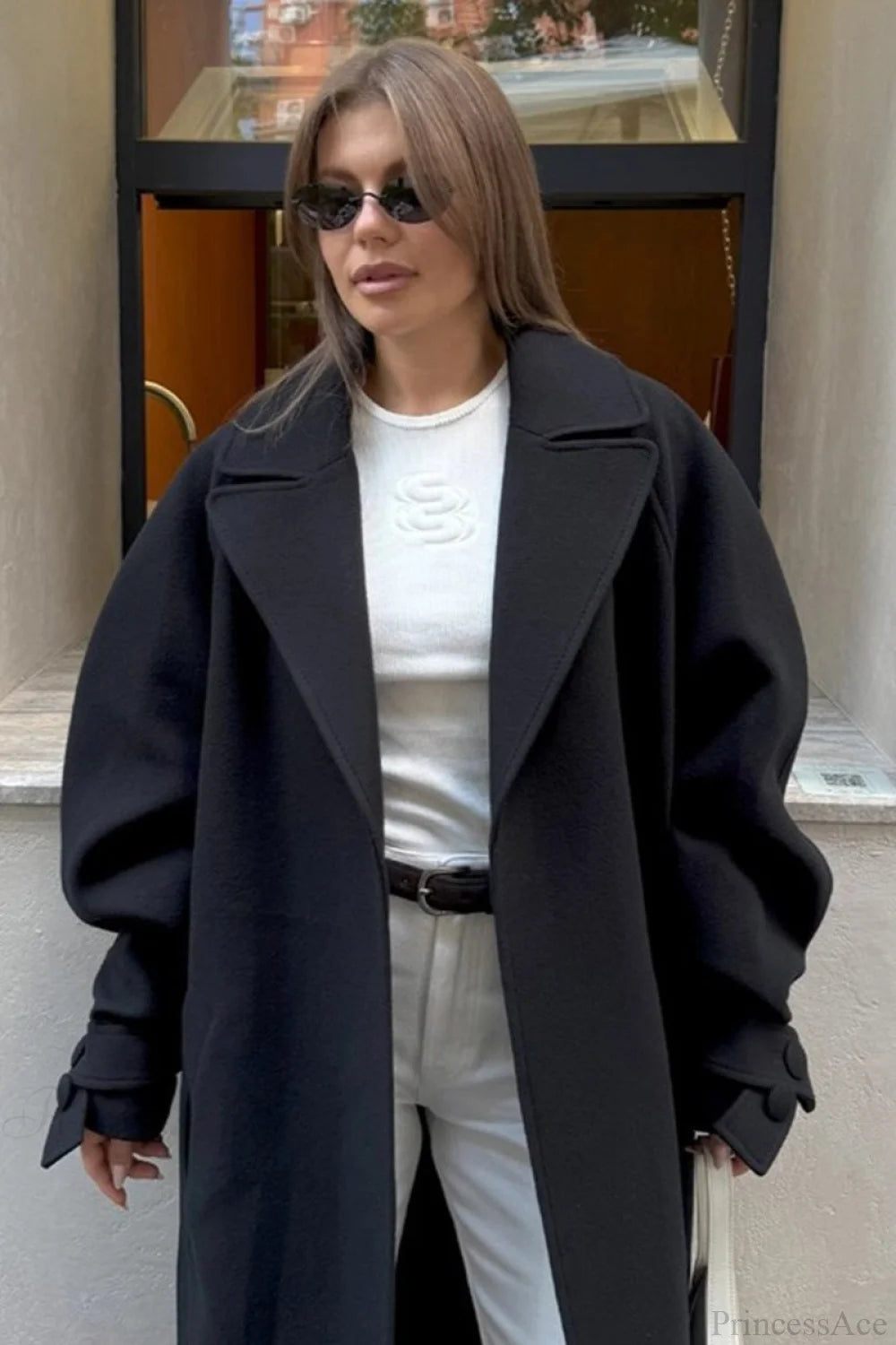 Beautifully Crafted Coat in a Classic Style