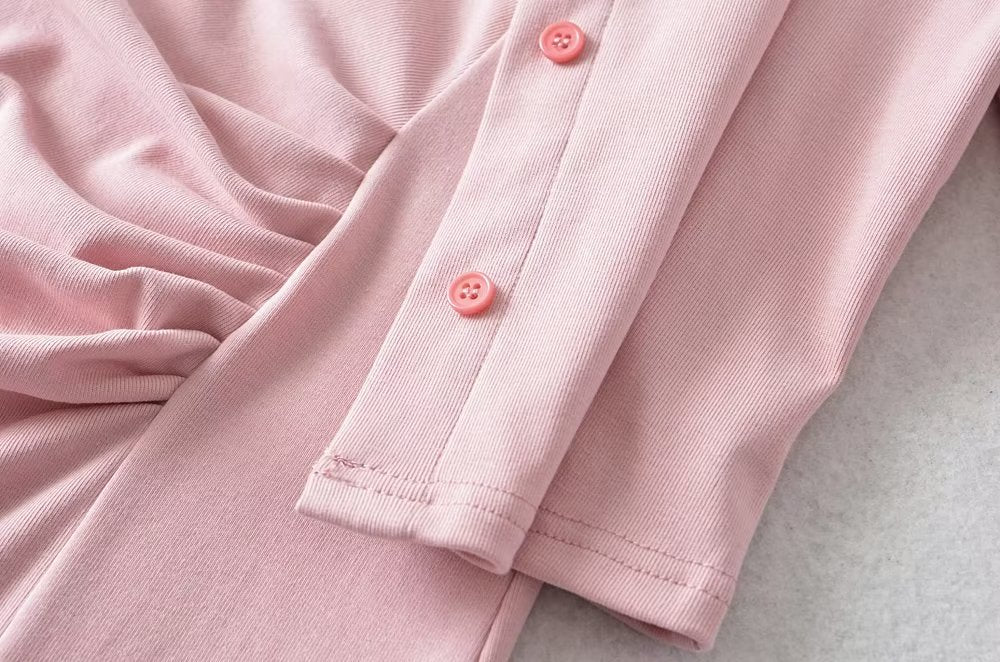 Beautifully Finished Cardigan in a Timeless Design