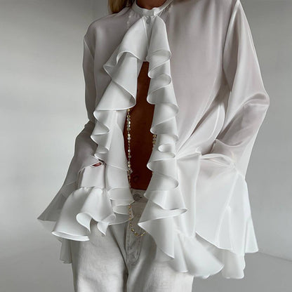 Effortlessly Elegant Blouse with a Timeless Design