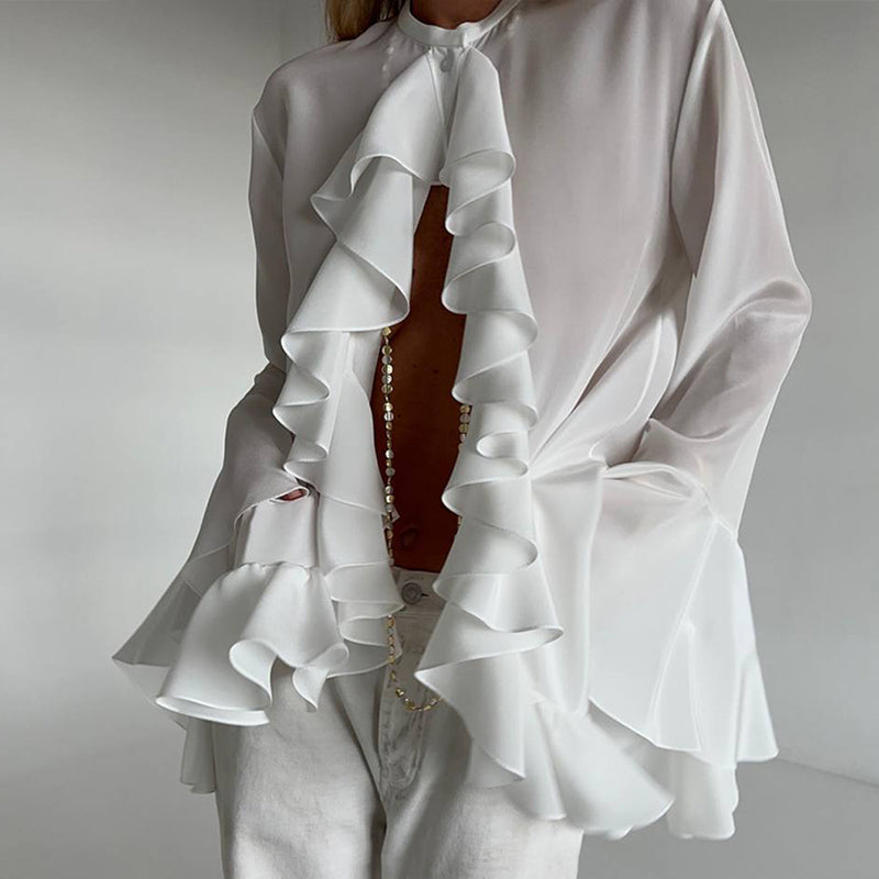 Effortlessly Elegant Blouse with a Timeless Design