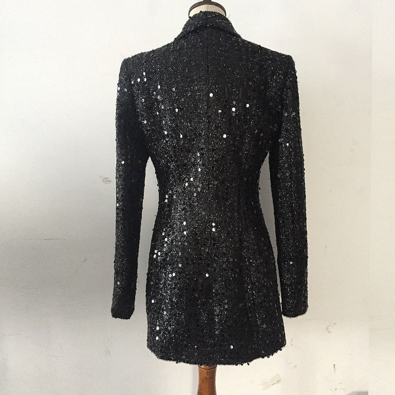 Sophisticated Garment with a Clean Classic Look