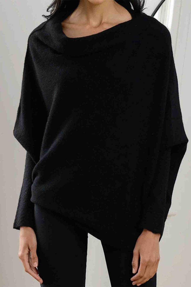 Effortlessly Elegant Top with a Timeless Design