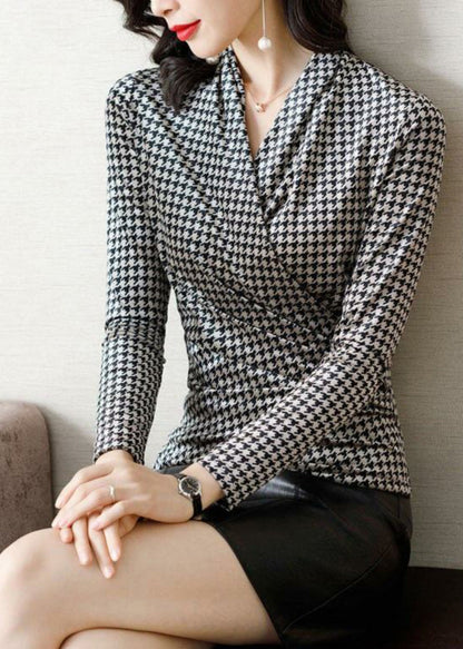 Effortlessly Elegant Shirt with a Timeless Design