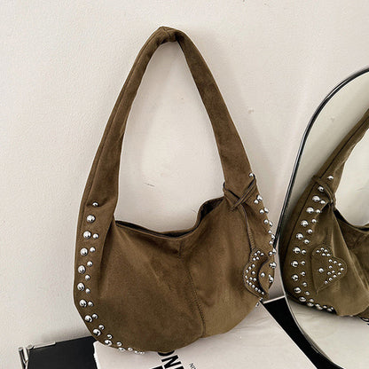 A Vintage Style Bag with Delicate Timeless Details