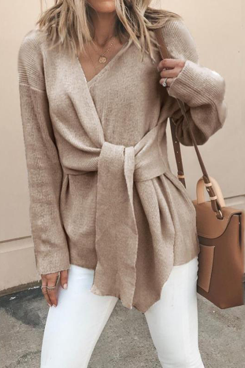 Beautifully Finished Cardigan in a Timeless Design