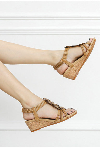 Polished Sandals with an Effortless Classic Look