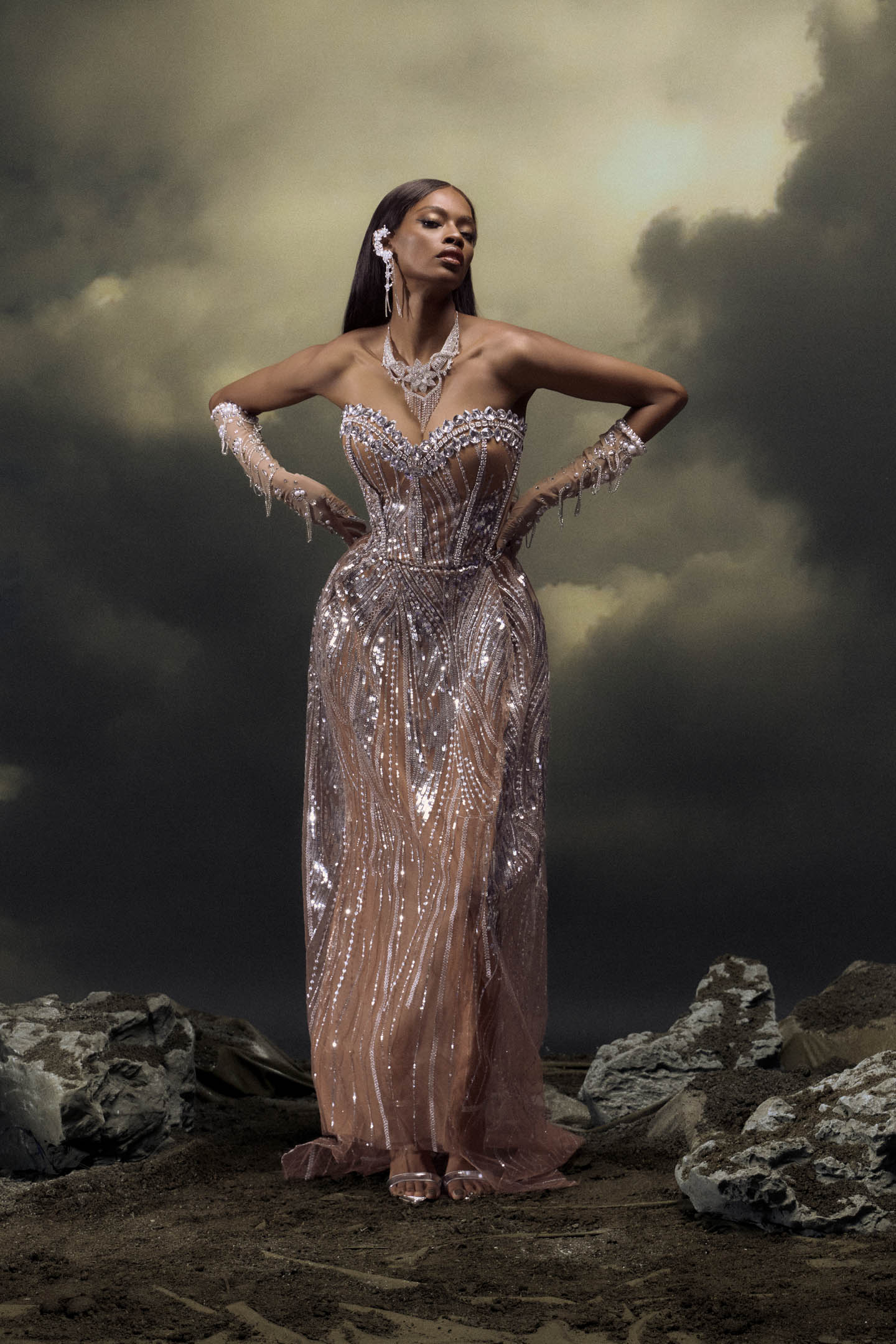 Well Tailored Dress with a Graceful Silhouette