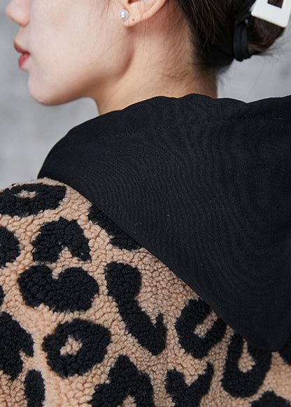 Gracefully Styled Coat for Any Occasion