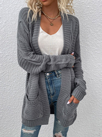 Well Tailored Cardigan with a Graceful Silhouette