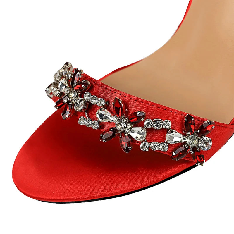 Beautifully Finished Sandals in a Timeless Design