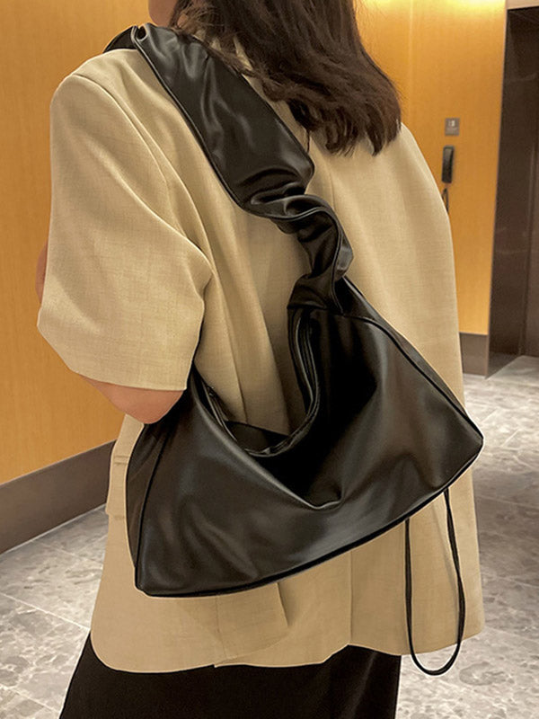 Sophisticated Bag with a Clean Classic Look