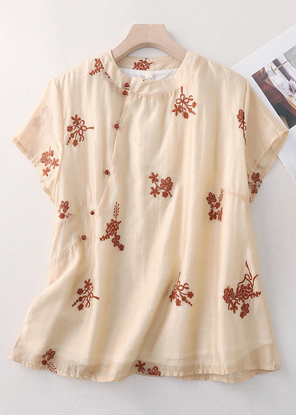 Sophisticated Blouse with a Clean Classic Look