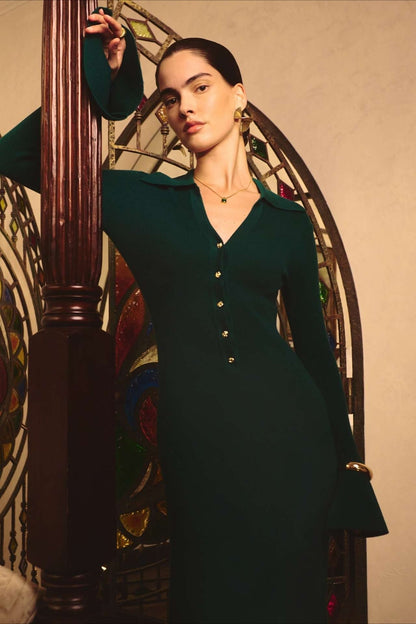 Beautifully Crafted Sweater in a Classic Style