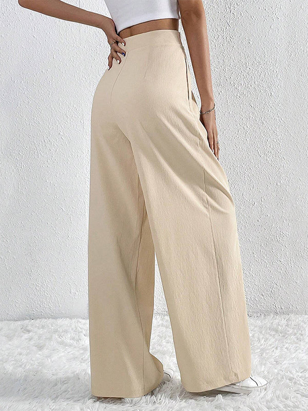 Polished Trousers with an Effortless Classic Look