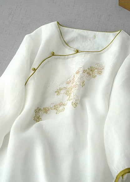 Beautifully Finished Shirt in a Timeless Design