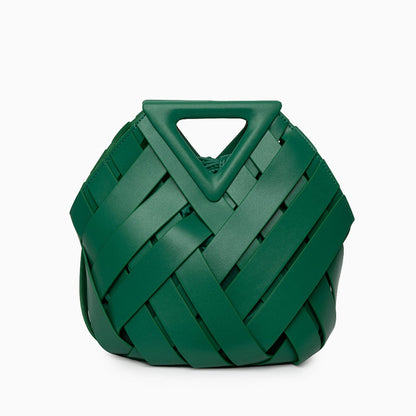 Well Tailored Bag with a Graceful Silhouette