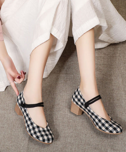 Classic Vintage Heels with a Flattering Fit