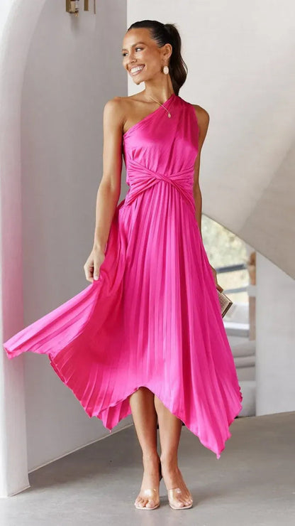 Sophisticated Garment with a Clean Classic Look