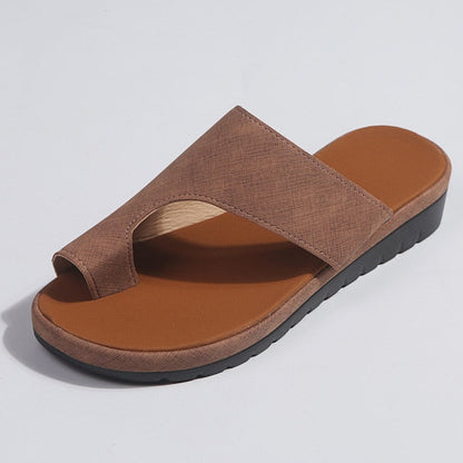 Beautifully Crafted Sandals in a Classic Style