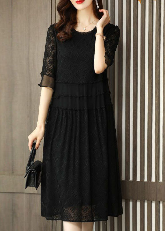 Well Tailored Dress with a Graceful Silhouette