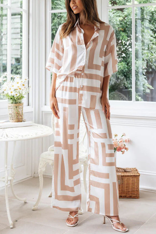Sophisticated Blouse with a Clean Classic Look