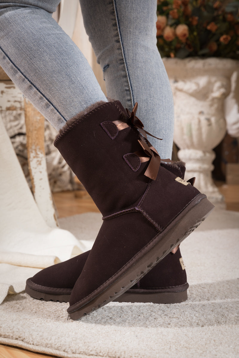 Elegantly Styled Boots for Everyday Wear