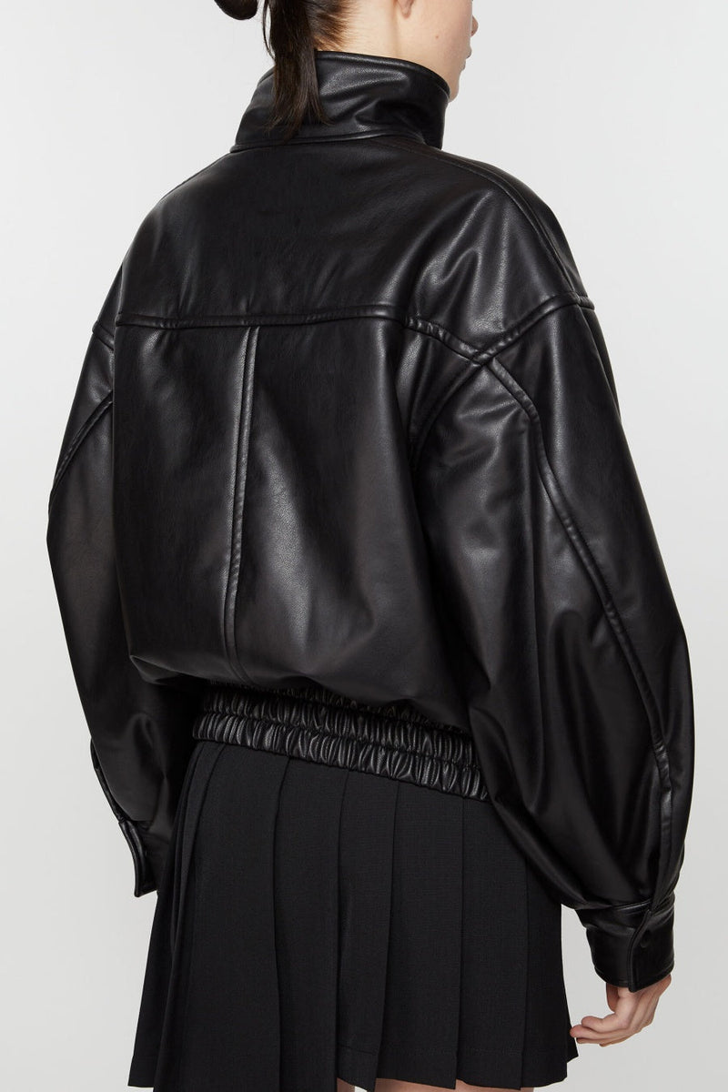 Beautifully Crafted Jacket in a Classic Style