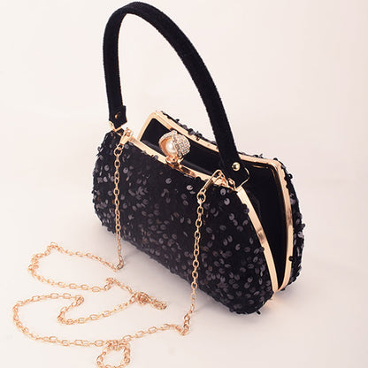 Beautifully Finished Bag in a Timeless Design