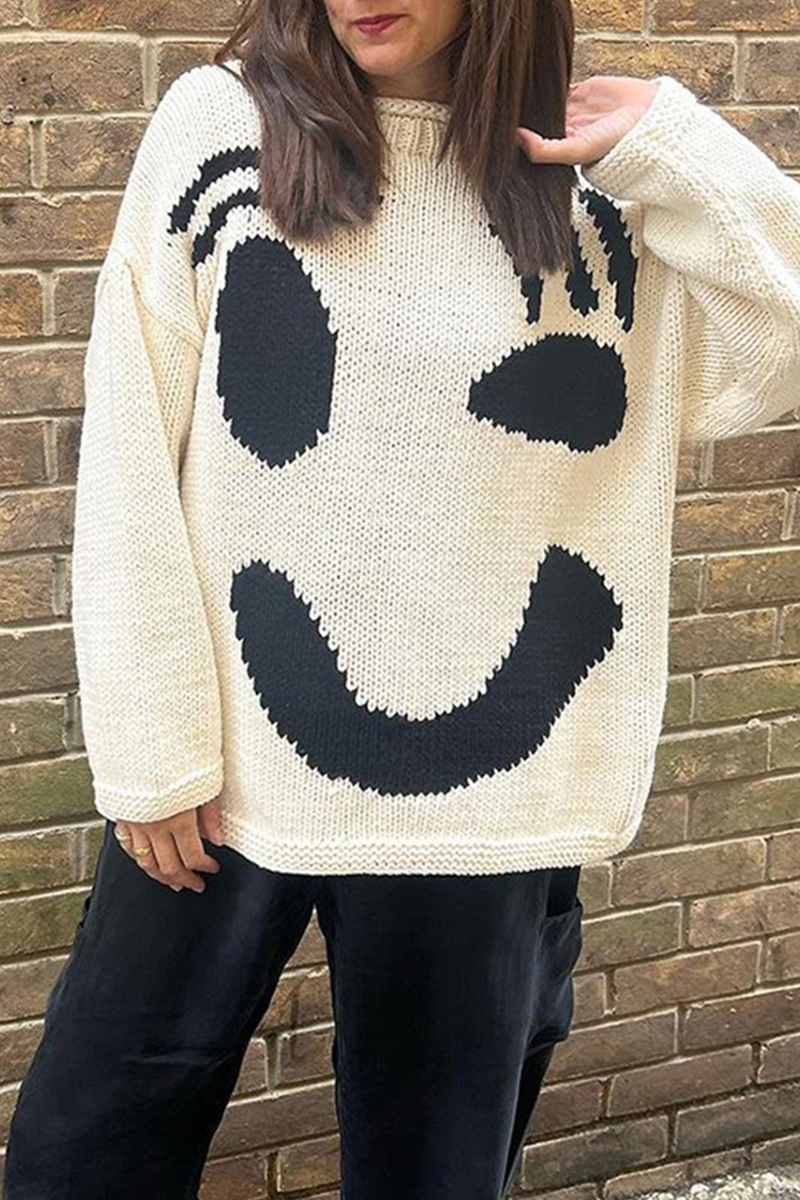Effortlessly Elegant Top with a Timeless Design