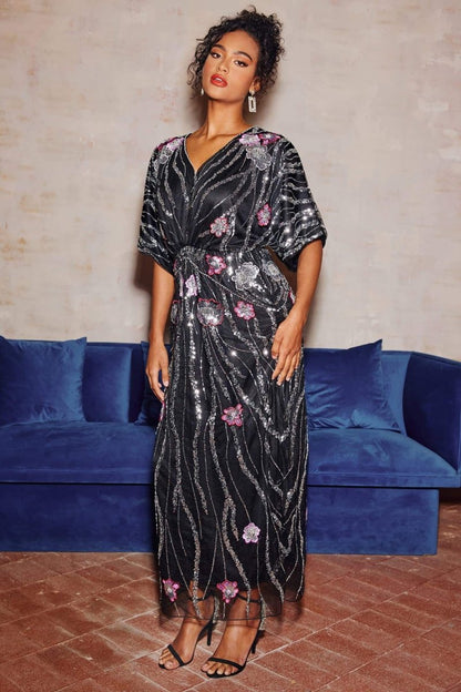 Classic Vintage & Enduringly Stylish Dress