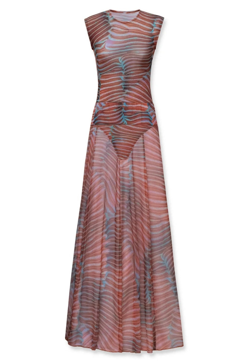 Well Tailored Garment with a Graceful Silhouette