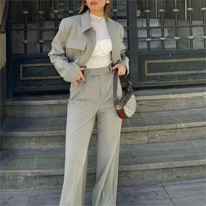 Classic Vintage Jacket with a Flattering Fit