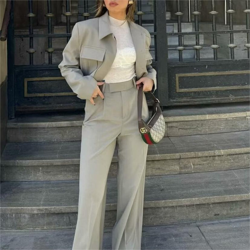 Classic Vintage Jacket with a Flattering Fit