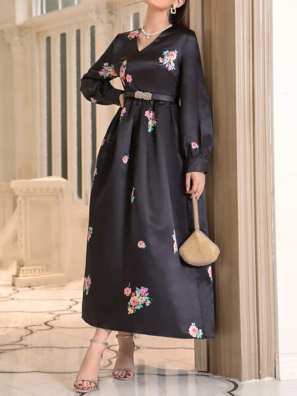Well Tailored Dress with a Graceful Silhouette
