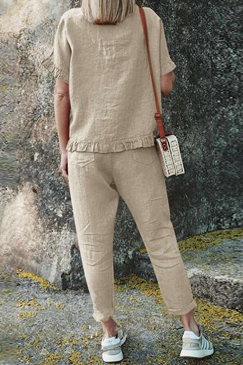 Gracefully Styled Garment for Any Occasion