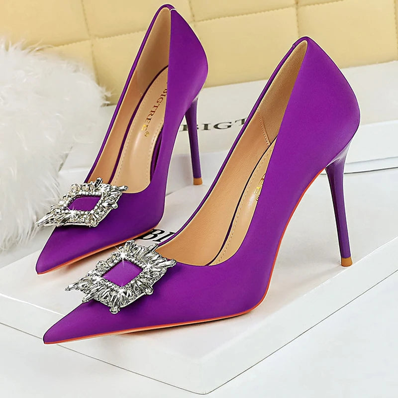 Elegantly Styled Heels for Everyday Wear