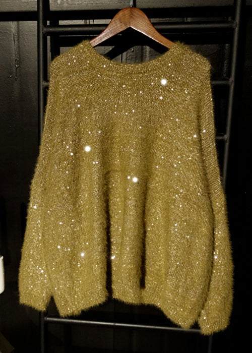 Gracefully Styled Top for Any Occasion