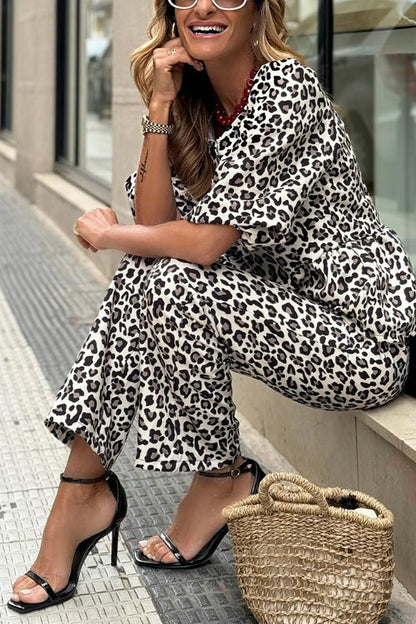 Well Tailored Pants with a Graceful Silhouette
